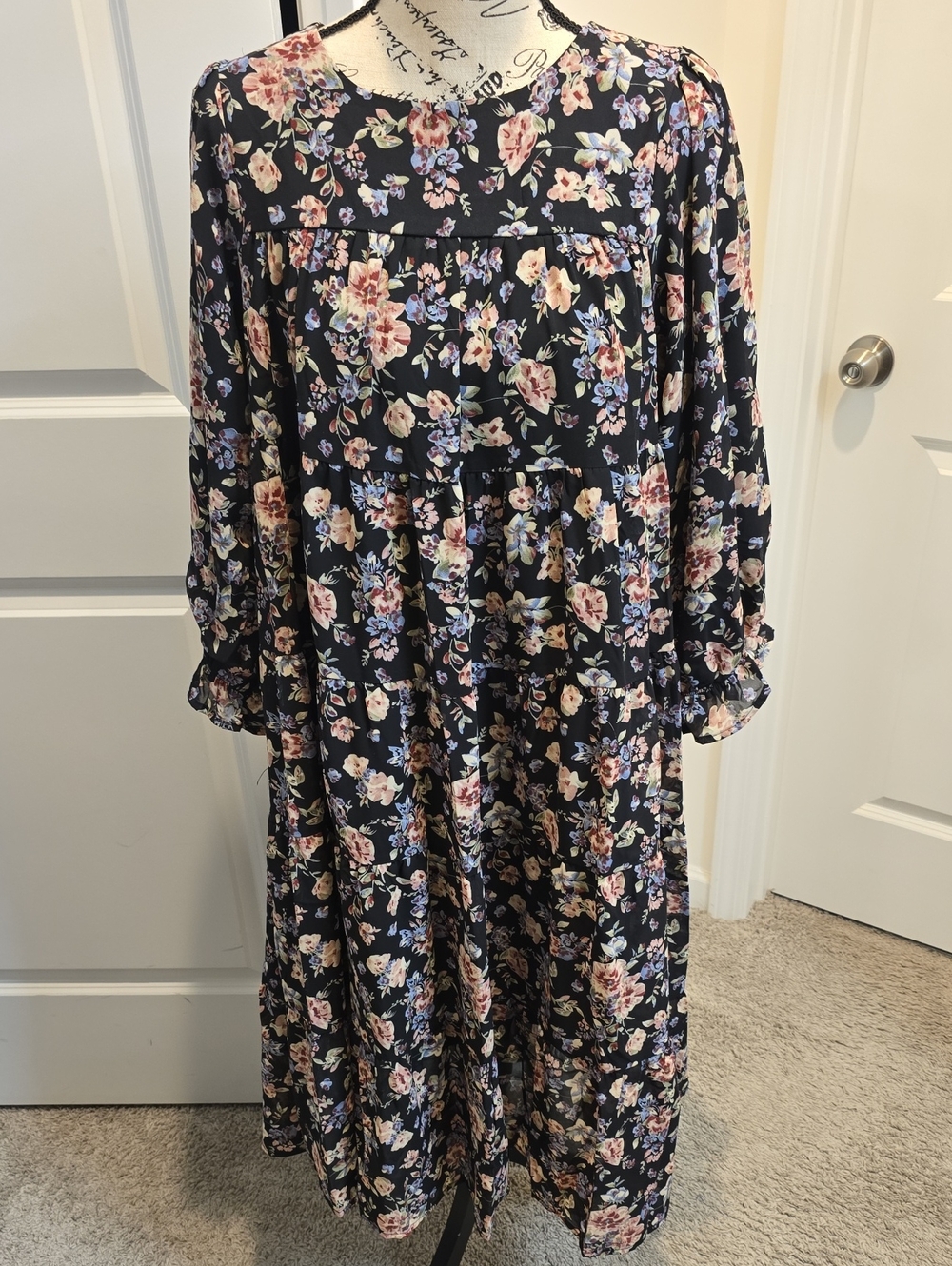 Polagram Black Floral Tiered 3/4 Sleeve Midi Dress